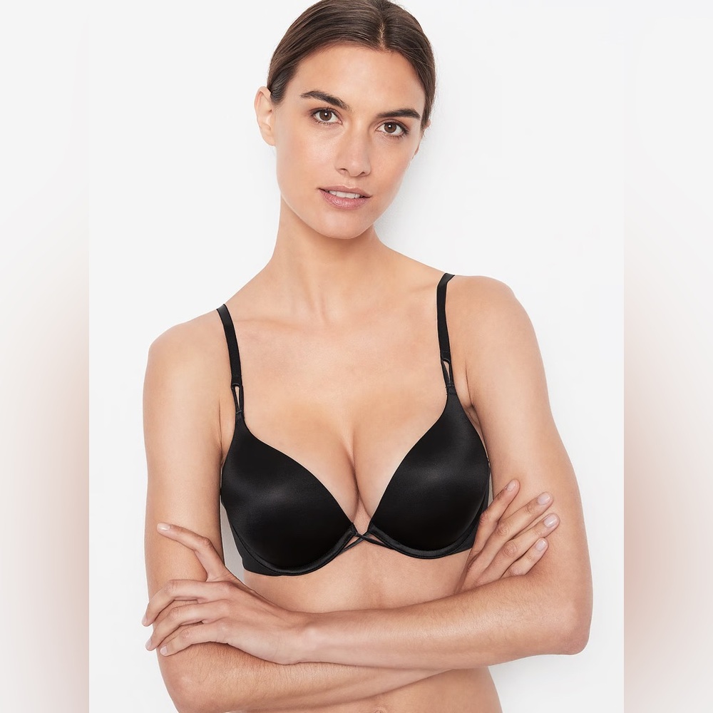 Victoria’s Secret Bombshell Smooth Add-2-Cups Push-Up Bra in 32B